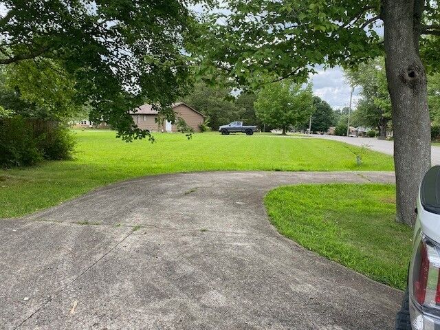 Property Photo:  634 Inver Ln  TN 37042 