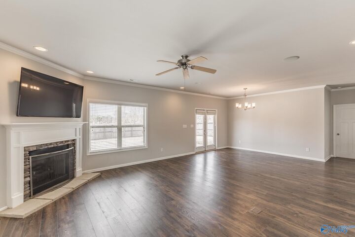 Property Photo: 2436 Hobbstone Circle SW AL 35803