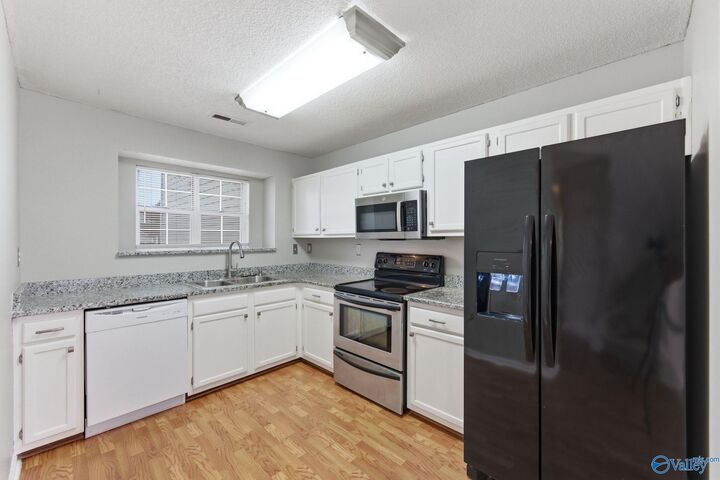 Property Photo:  152 Stone Meadow Lane 152  AL 35758 