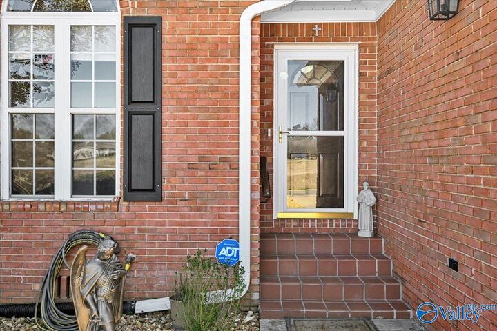 Property Photo:  74 Saint Michael Way NE  AL 35077 