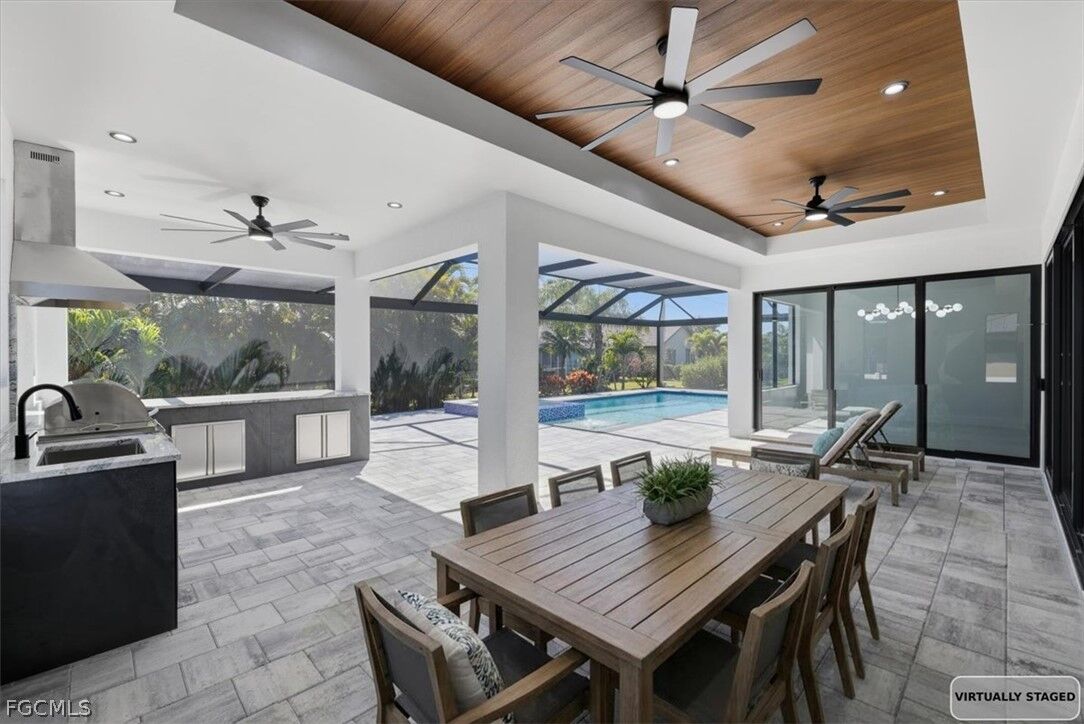 Property Photo: 2220 SW 50th Lane FL 33914