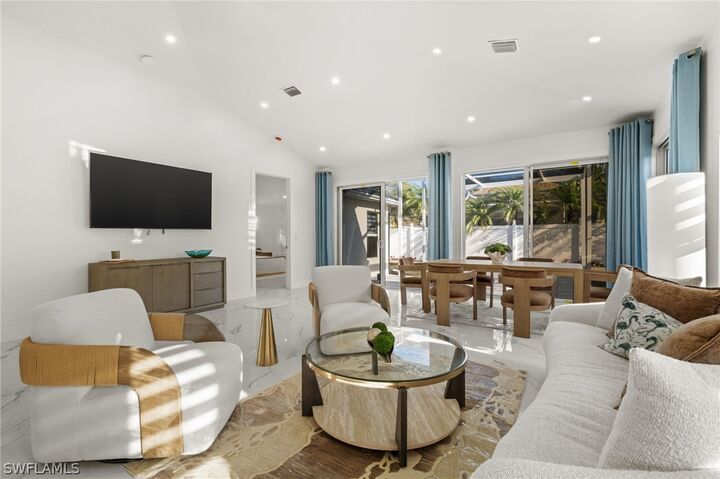 Property Photo: 1046 Silverstrand Drive FL 34110