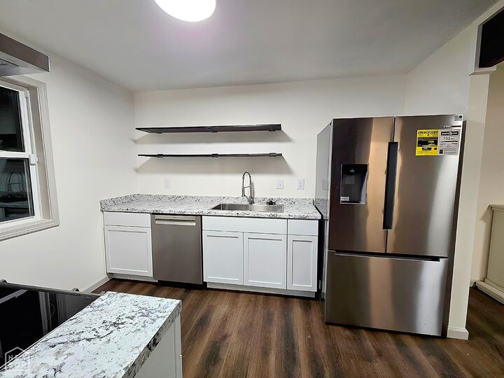 Property Photo:  420 W Huntington Avenue  AR 72401 