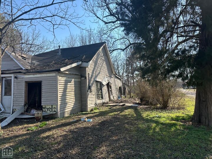 Property Photo:  300 Jackson  AR 72433 