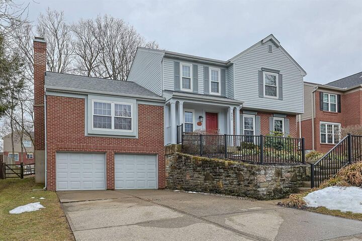 Property Photo:  852 Deer Ridge Court  KY 41017 