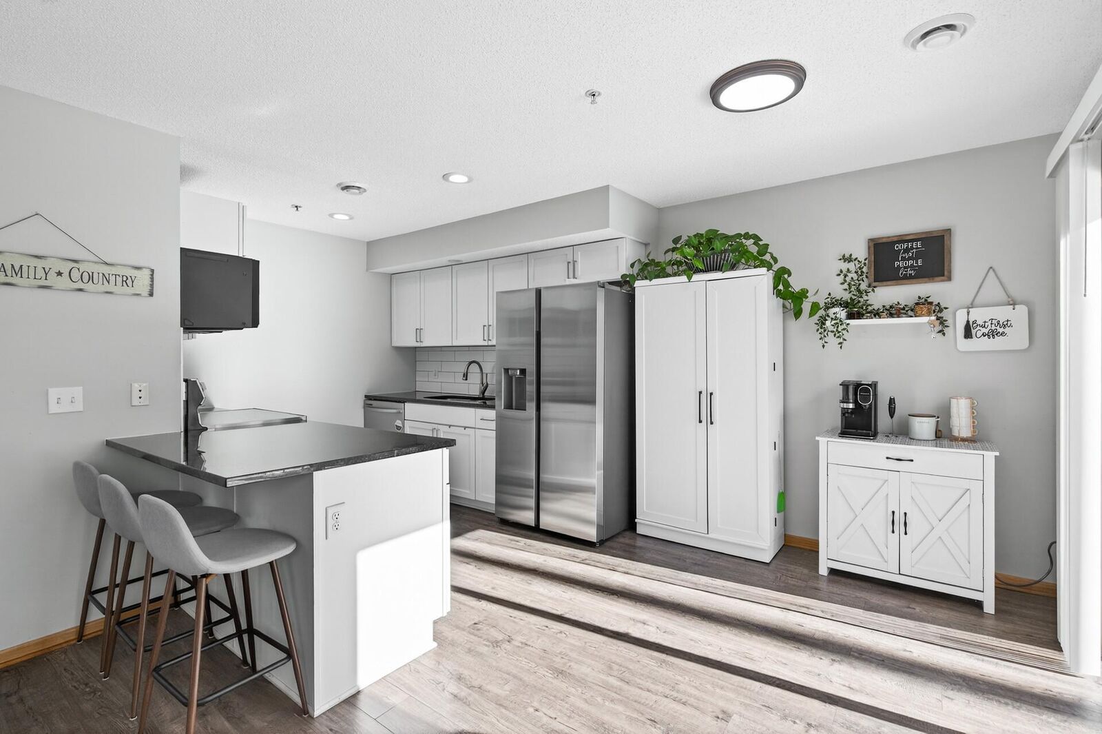 Property Photo:  1130 Norton Avenue NE  MN 55432 