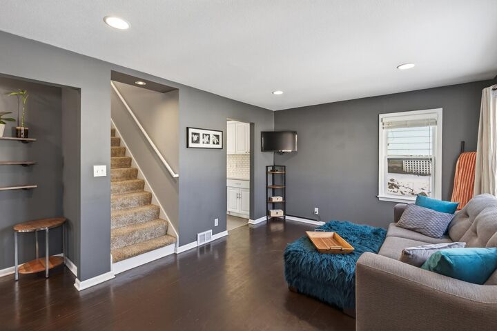 Property Photo:  1032 Margaret Street  MN 55106 