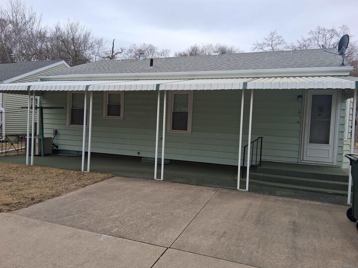 Property Photo:  2404 Rebecca Street  IA 51103 