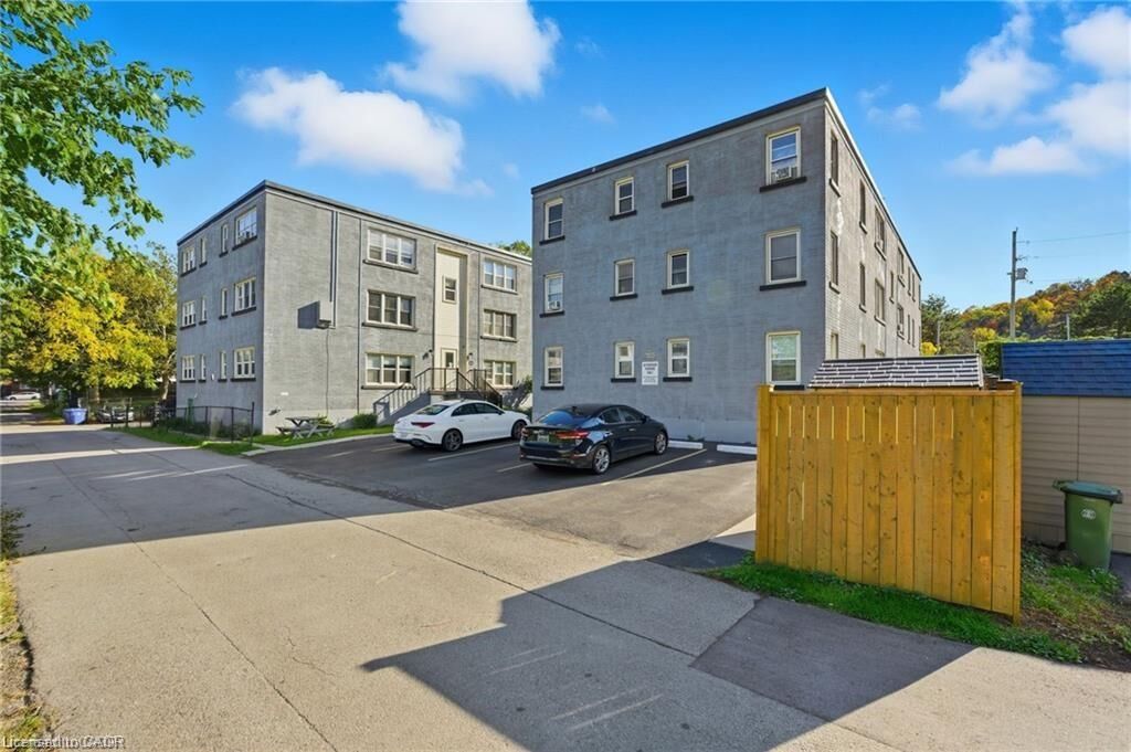Property Photo:  1755 King Street 11  ON L8K 1V6 