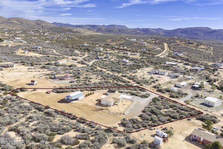 Property Photo:  1030 N Summer Sweet Lane  AZ 86327 