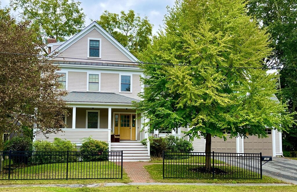 Property Photo:  181 Stow St  MA 01742 