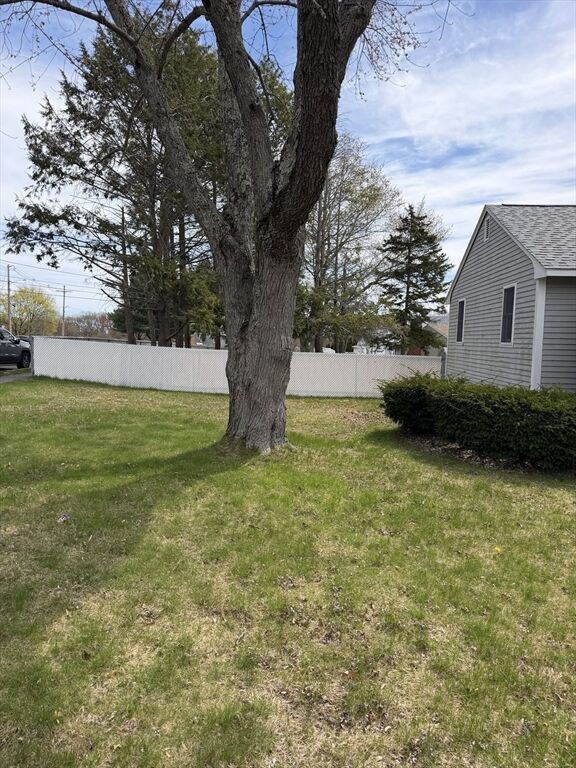 Property Photo:  2 Sachem Road  MA 01960 