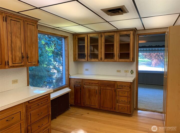 Property Photo: 705 E 3rd Avenue WA 98926
