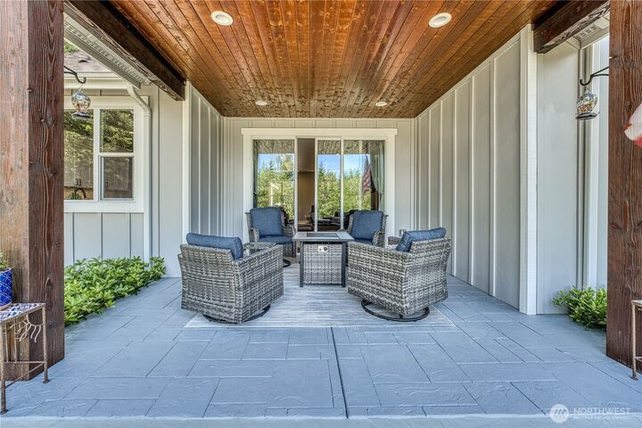 4 bed Port Orchard home for sale: 4402 Lone Bear Lane SW, Port Orchard ...