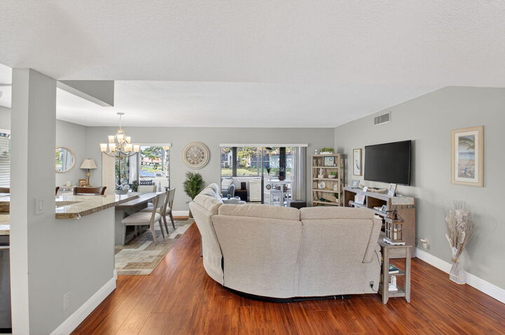 Property Photo:  10663 Ocean Palm Way 101  FL 33437 