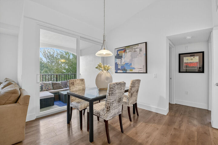 Property Photo: 224 Villa Circle 224 FL 33435