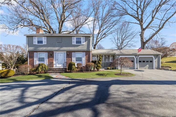 Property Photo:  157 Sweetbriar Drive  RI 02920 