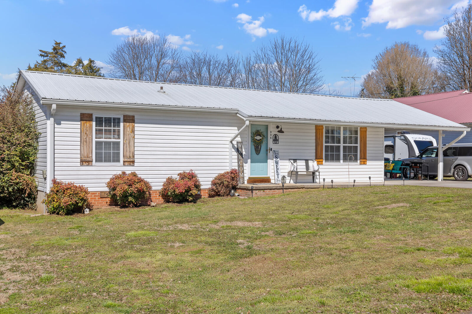 Property Photo:  906 Boaz Street  TN 37303 