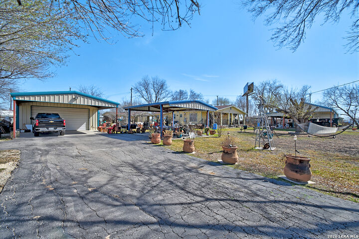 Property Photo:  2740 Churchill  TX 78109 