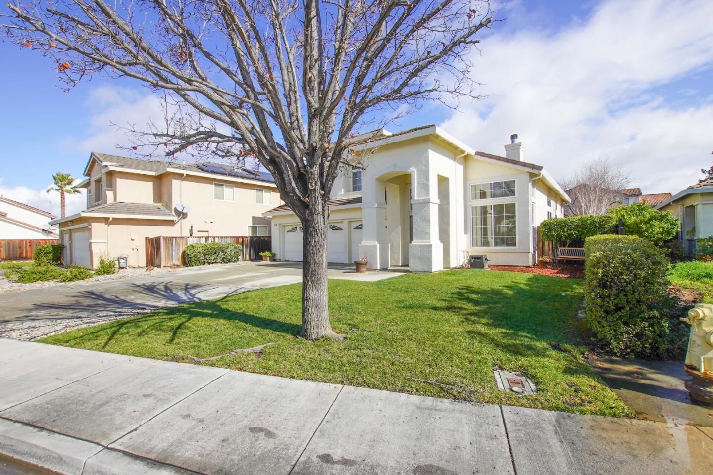 Property Photo:  740 Hillock  CA 95023 