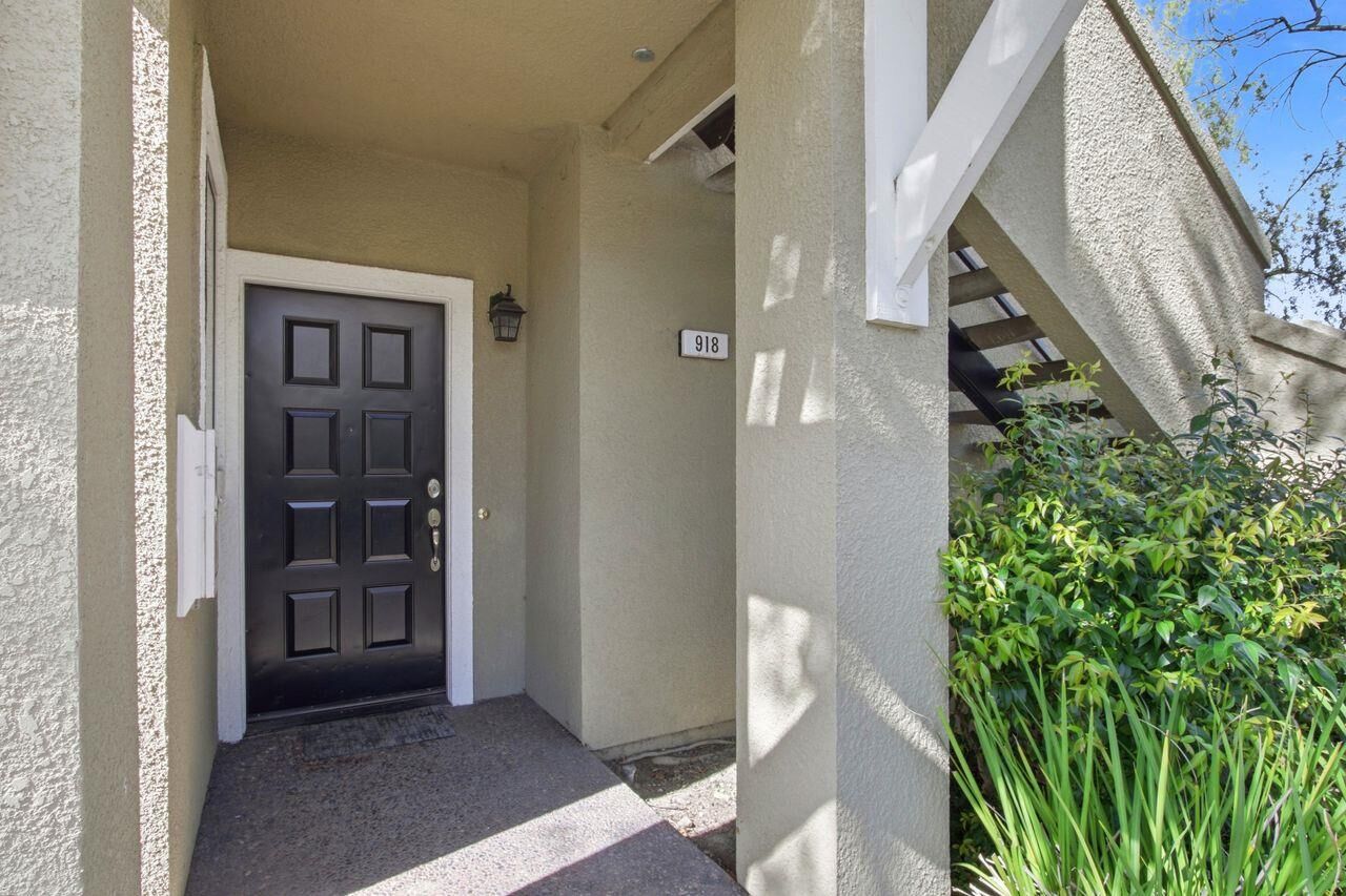 Property Photo:  918 Owens Lake Drive  CA 95123 