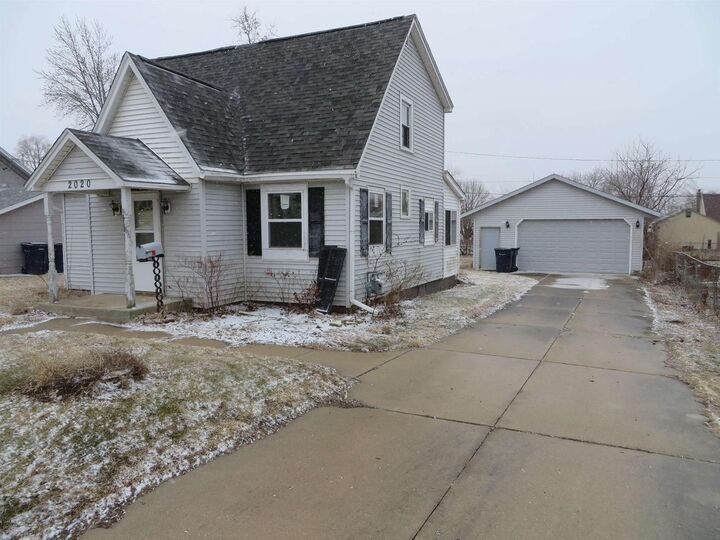 Property Photo:  2020 South Jackson Street  WI 53546 