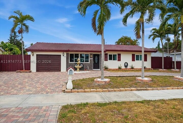 Property Photo: 4925 Tyler St FL 33021
