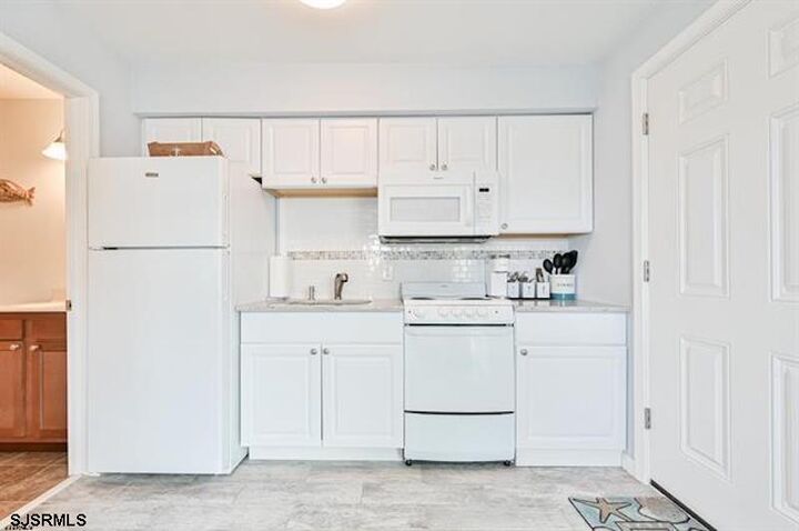 Property Photo:  4224 W Brigantine Ave 14  NJ 08203 