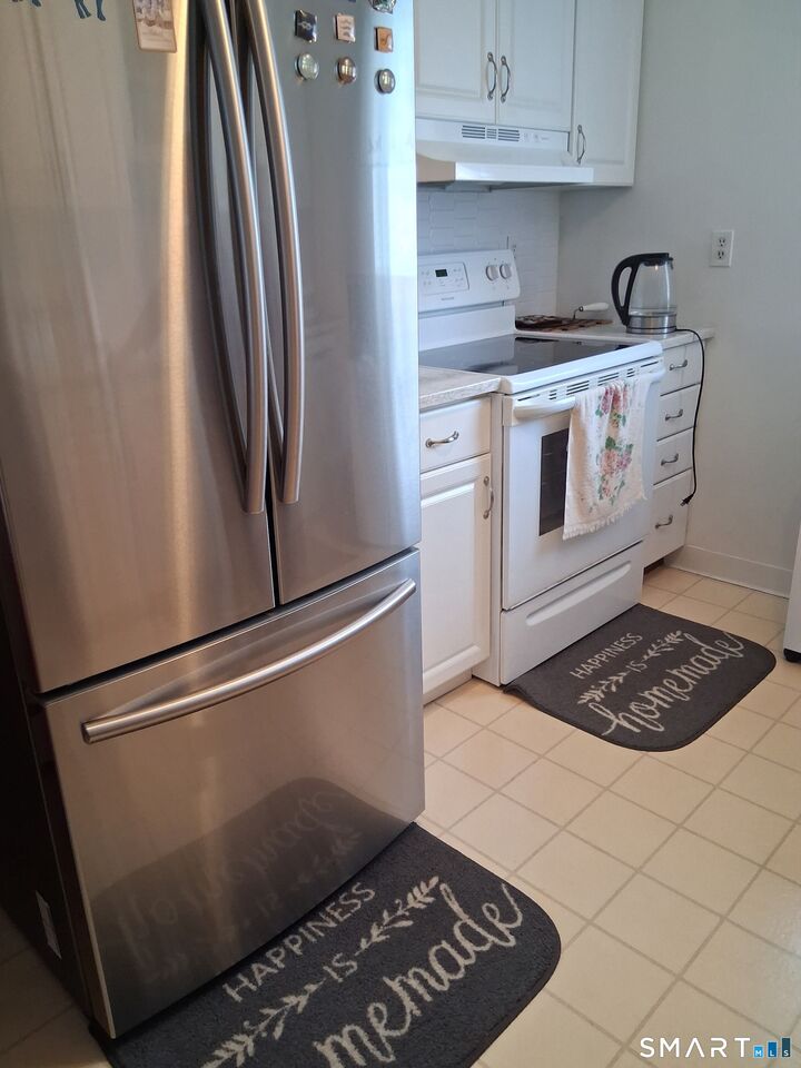 Property Photo: 112 Worth Avenue CT 06518