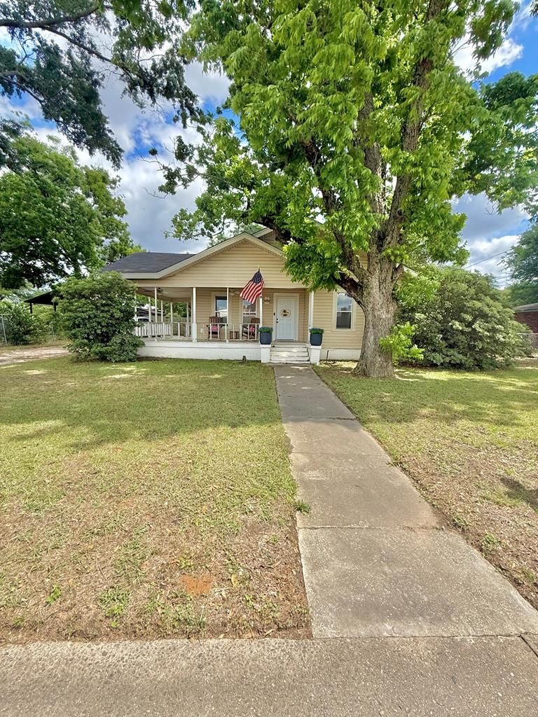 Property Photo:  116 E Main Street  AL 36345 