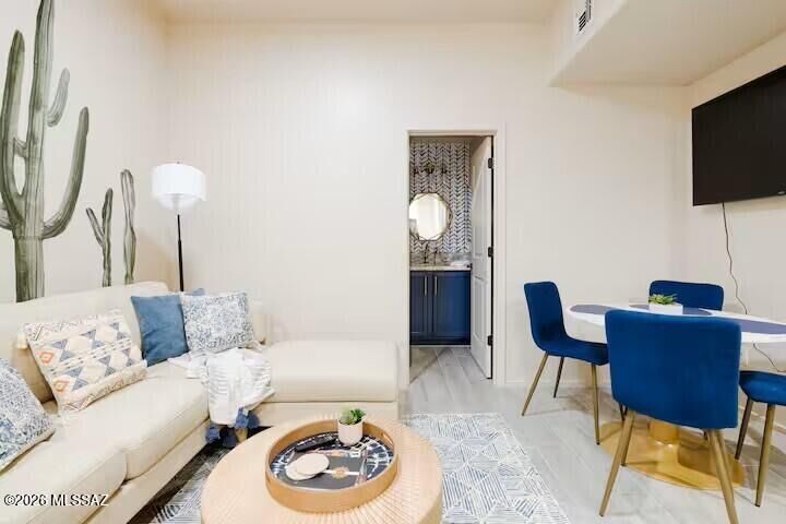 Property Photo:  2026 E River Road 101  AZ 85718 