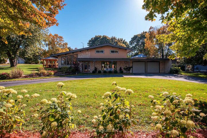 Property Photo:  537 George Street  ON N0H 2T0 