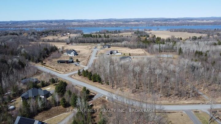 Property Photo: 1581 Kinsella Drive ON K4C 0B2