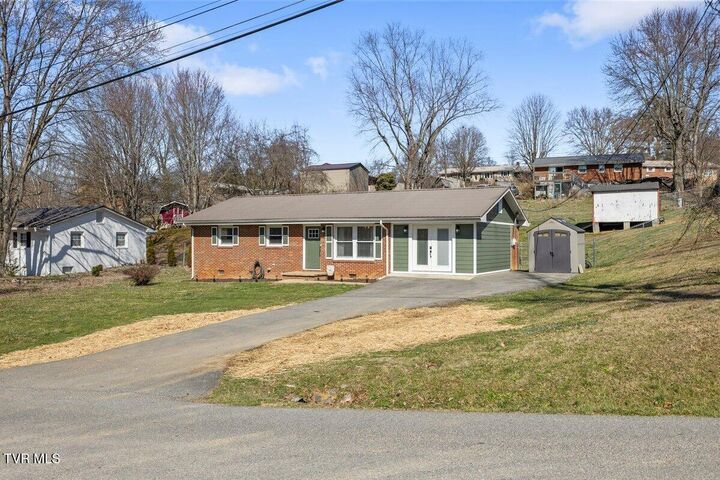 Property Photo: 226 Brandonwood Drive TN 37604