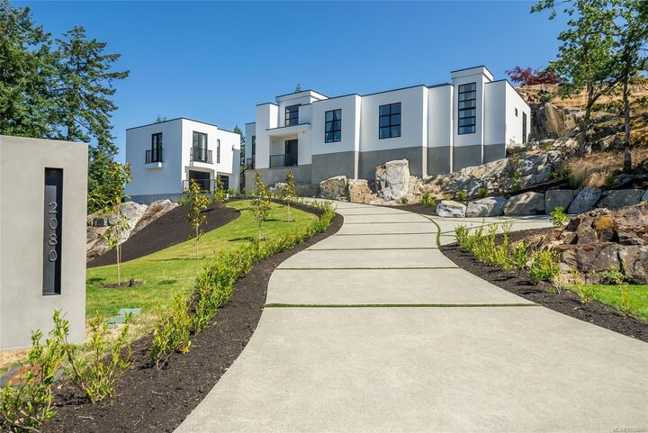 Property Photo: 2080 Rolston Pl BC V9P 9H4
