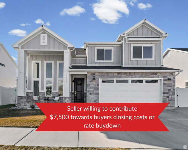 Property Photo:  2924 S 2500 W  UT 84075 