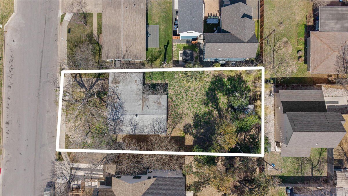 Property Photo:  8017 Lazy Lane  TX 78757 