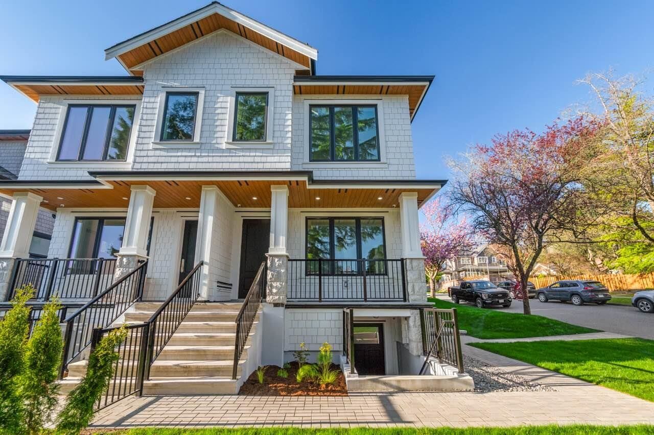 Property Photo: 4005 W 35th Avenue BC V6N 2P4