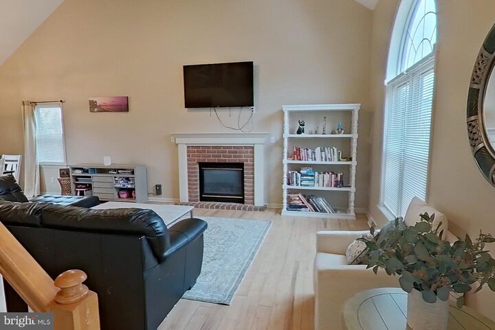 Property Photo:  44 Duffield Drive  PA 17543 