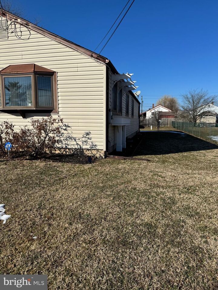 Property Photo:  420 W Wood Street  NJ 08360 