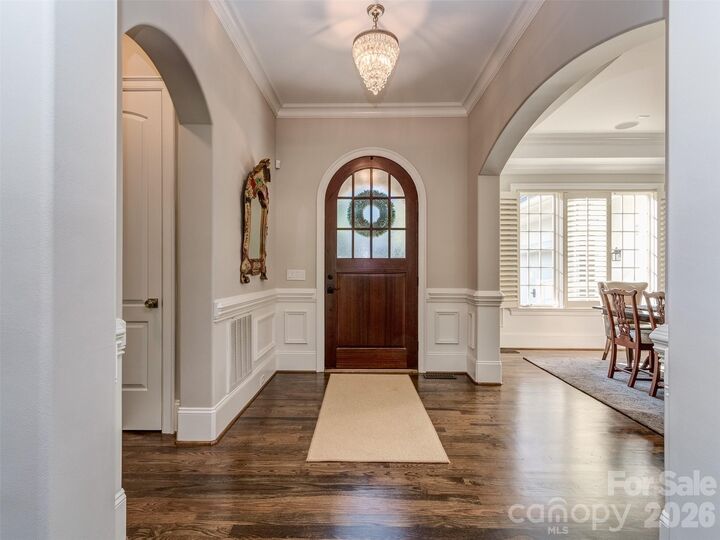 Property Photo: 16728 Ashton Oaks Drive NC 28278