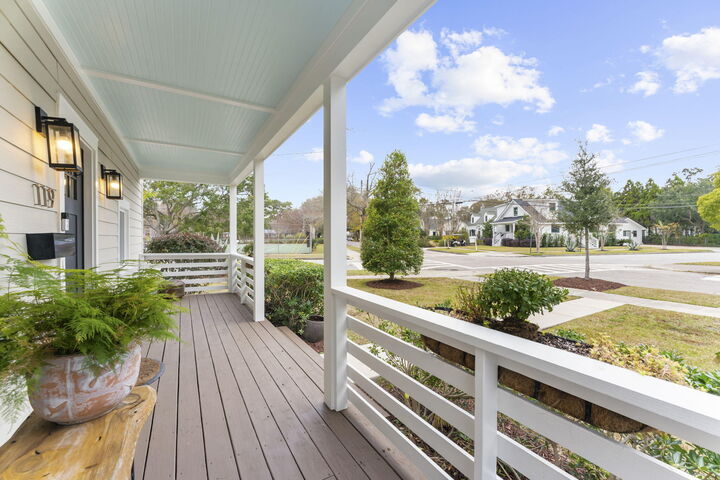 Property Photo:  119 Peachtree Street  SC 29403 