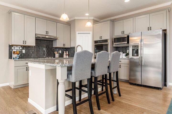 Property Photo:  1 Hemingway Avenue  OH 43103 