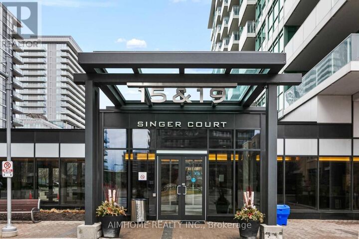 Property Photo: 19 Singer Court 921 ON M2K 0B2