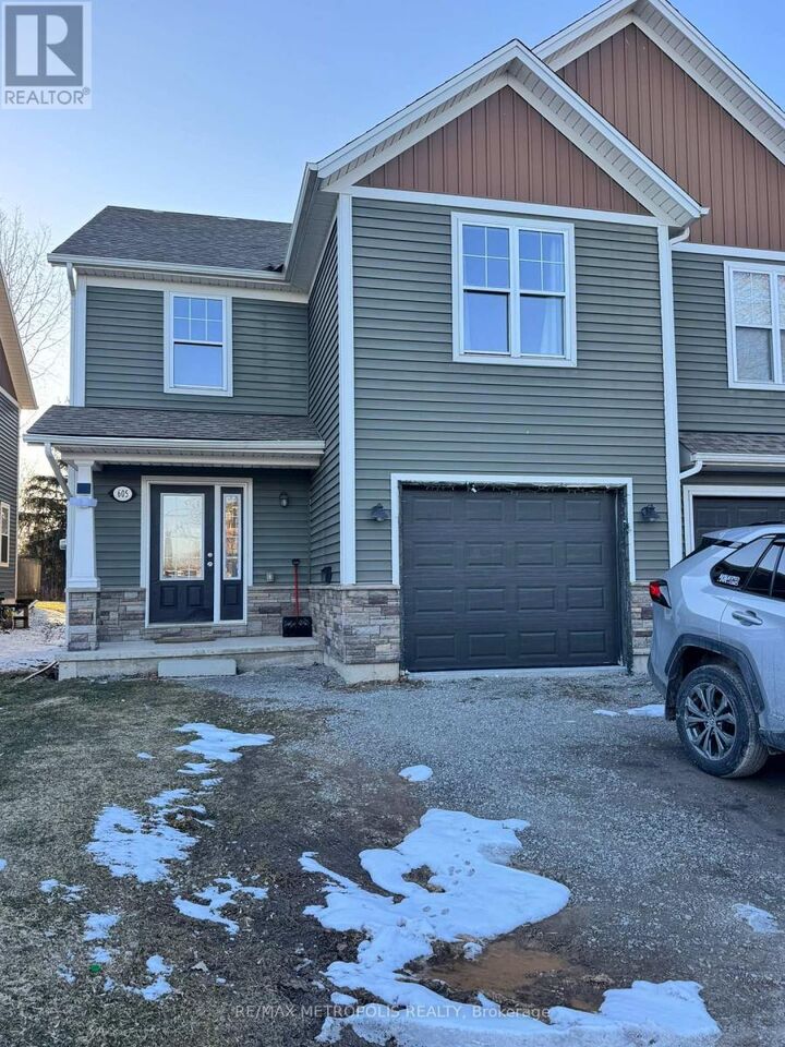 Property Photo:  605 First Avenue  ON L3C 6Z8 