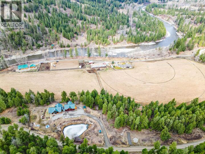 Property Photo: 590 East Similkameen Road 8 BC V0X 1W0
