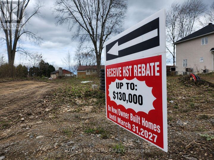 Property Photo: 1465 Flanders Road ON K6V 0A3