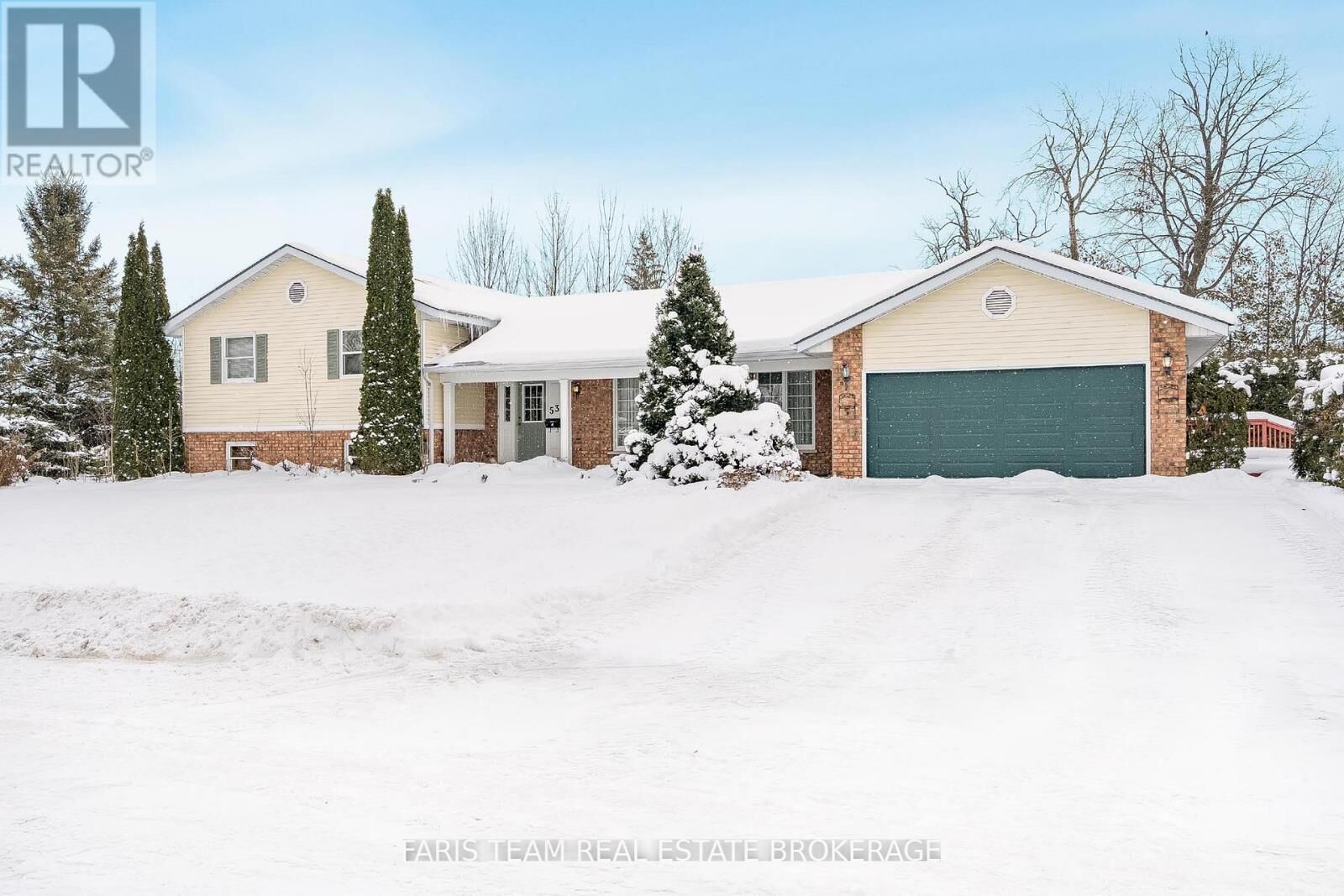 Property Photo:  53 Maple Drive  ON L3V 3W5 