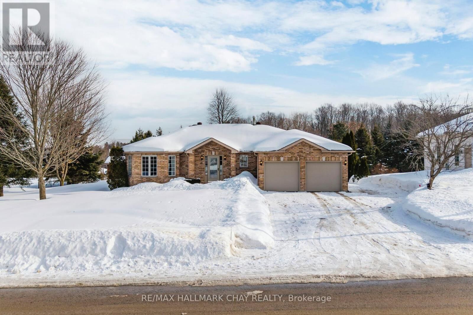 Property Photo:  48 Marlow Circle  ON L0L 1V0 