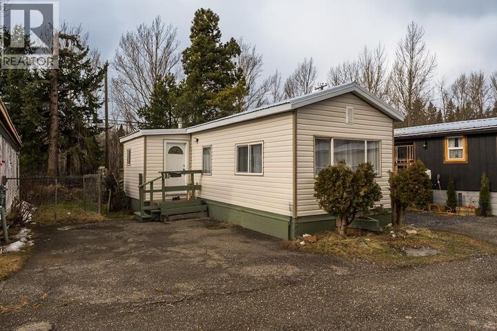 Property Photo:  3730 Lansdowne Road 11  BC V2N 2S5 